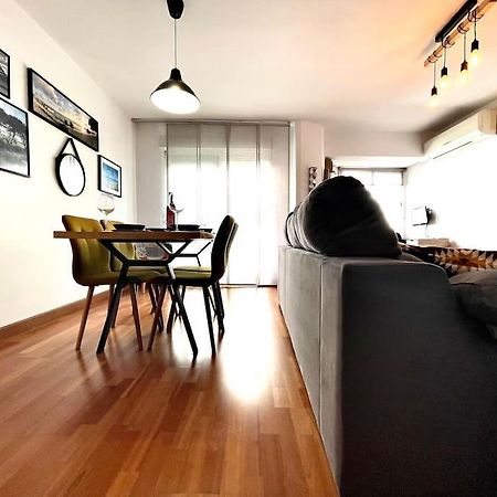 Apartamento Centrico Urbano Con Terraza Cordoba Luaran gambar