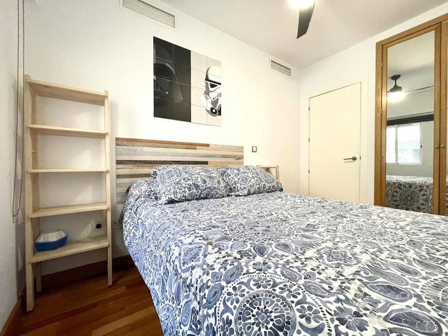 Apartamento Centrico Urbano Con Terraza Cordoba Luaran gambar