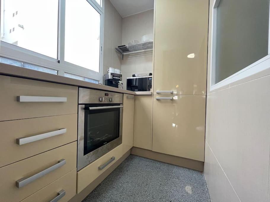 Apartamento Centrico Urbano Con Terraza Cordoba Luaran gambar