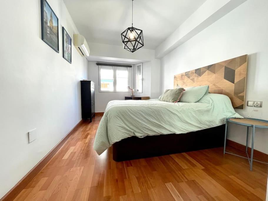 Apartamento Centrico Urbano Con Terraza Cordoba Luaran gambar