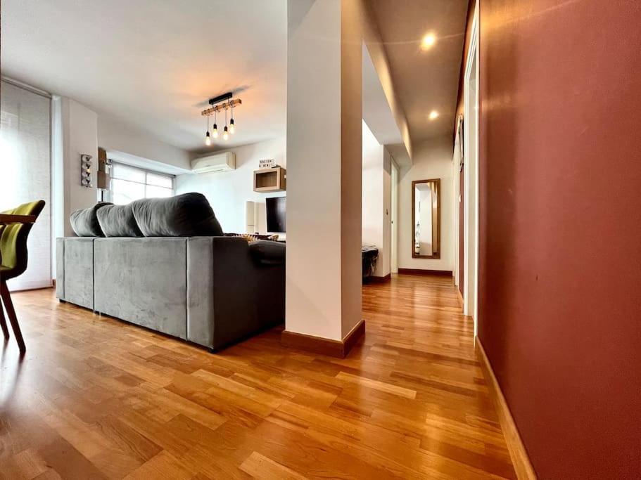 Apartamento Centrico Urbano Con Terraza Cordoba Luaran gambar