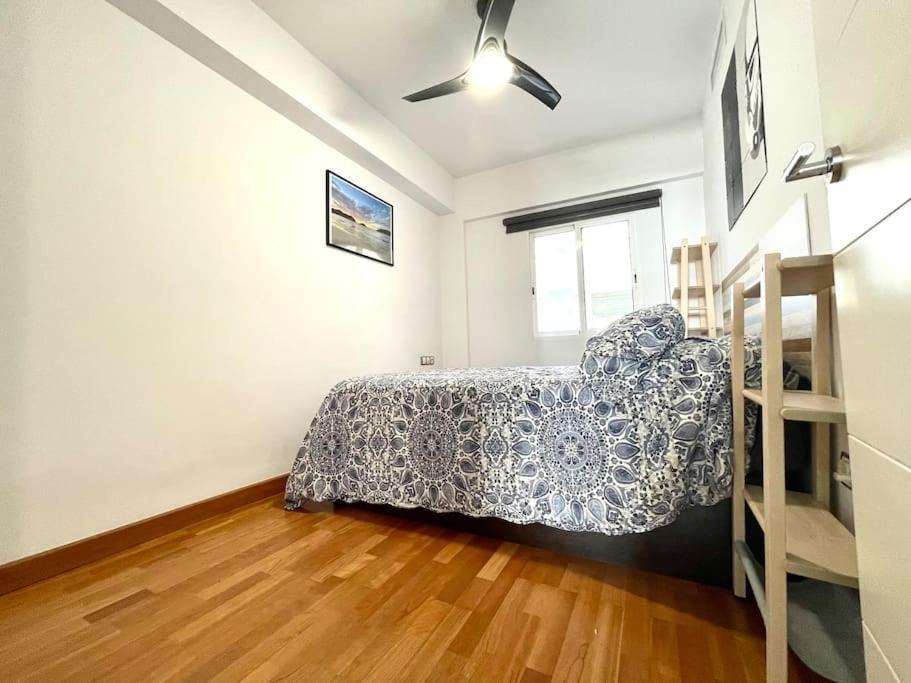Apartamento Centrico Urbano Con Terraza Cordoba Luaran gambar